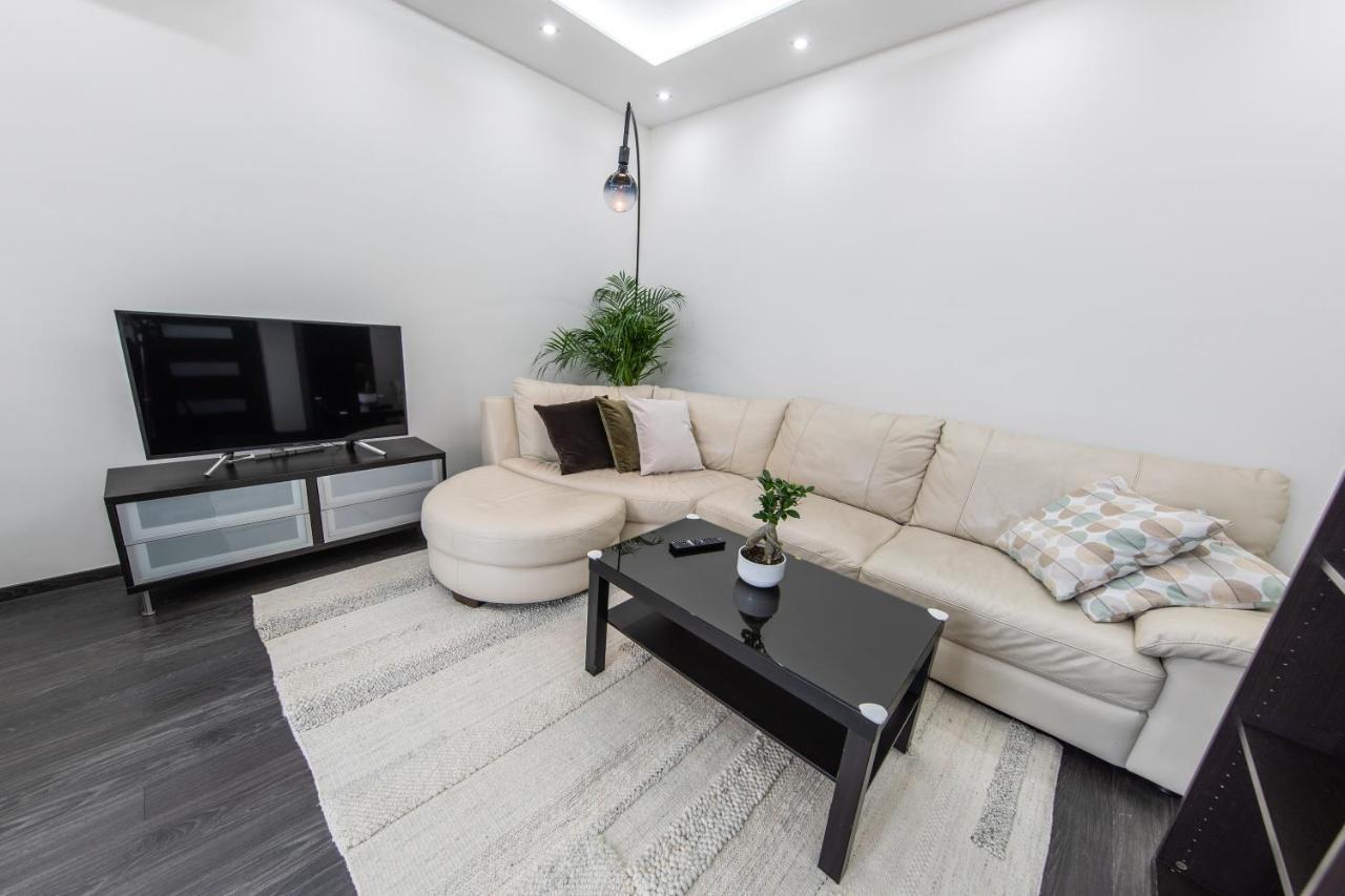 Spacious 3-Room Apartment With Free Parking Budapesta Exterior foto